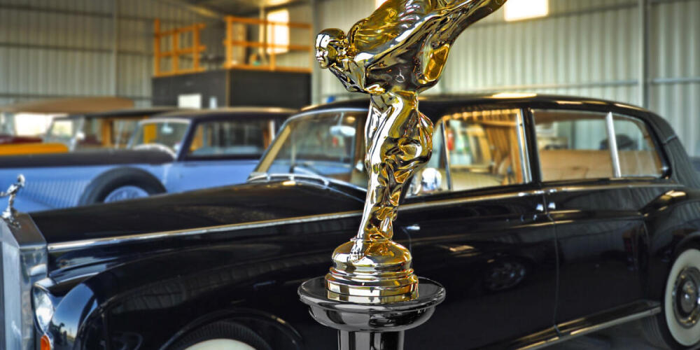 The Rolls Royce Bonnet-Inspired Mascot: A Symbol of Luxury and Prestige