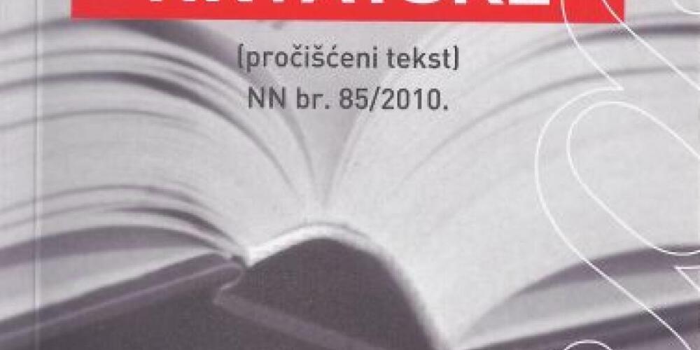 Hrvatska po Ustavu nije antifašistička, nego demokratska i socijalna država (članak 1 )