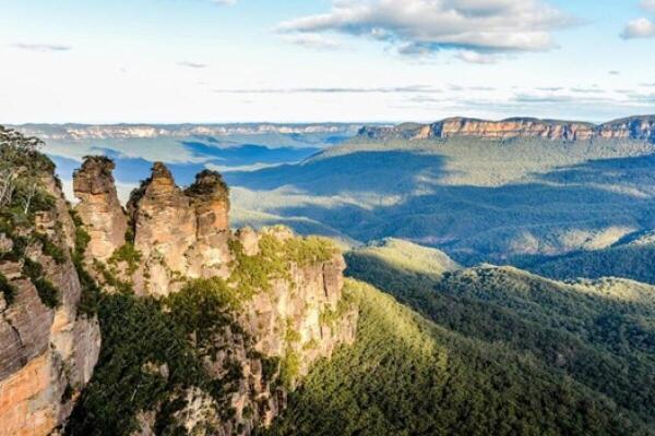 Maxi Cab Rides for Families in Sydney