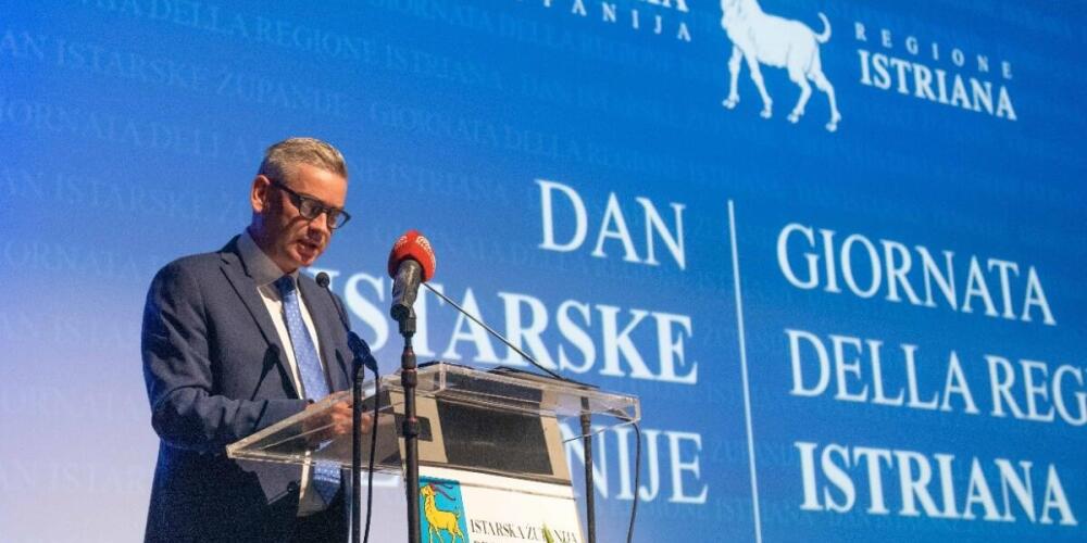 Krivotvorenje  povijesti na proslavi Dana Istarske županije, na svečanoj sjednici  Županijske skupštine u Pazinu  25. rujna 2025.