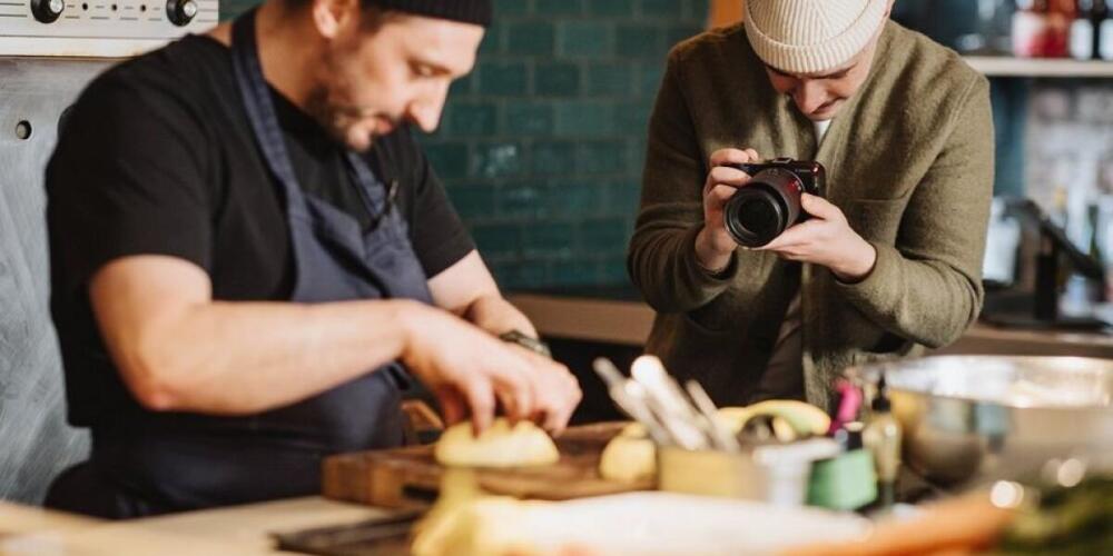 National Store LLC Now Offering the Canon EOS R50 V: A Game-Changer for Content Creators