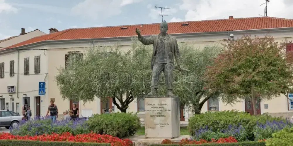 Vaš antifašizam zločinačka je ideologija  koja je donijela  smrt, teror, progone i strahovladu, a ne demokraciju, slobodu i suživot,  Arduino Matošević, predsjednik UAB-a Poreštine