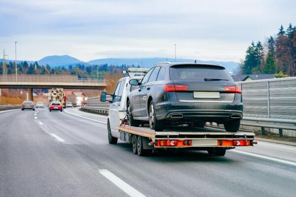 DLJ Towing Emerges as the Premier Towing Service