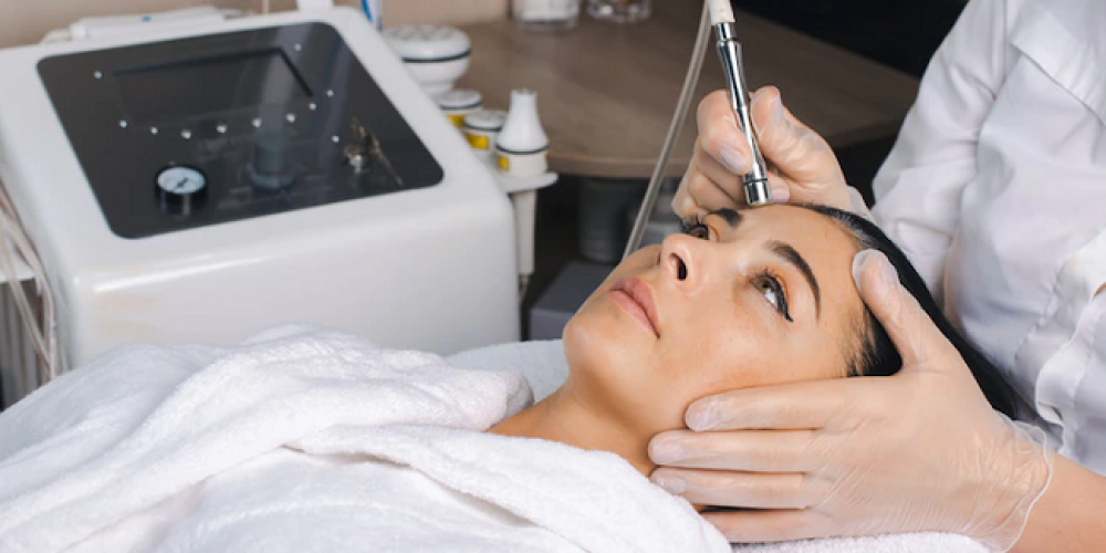 How to Choose the Right Microneedling PRP Clinic