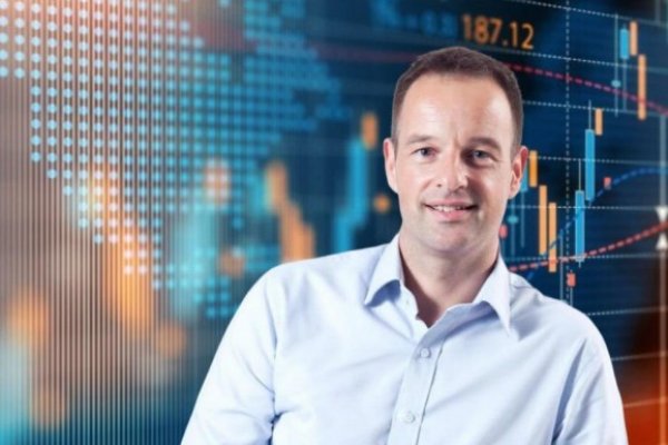 Henry Smith: Navigating Aus Stock Market 2024