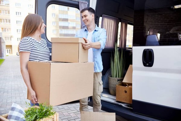 Expert Van Movers and Removal Specialists: Aro Van Movers & Removal Company