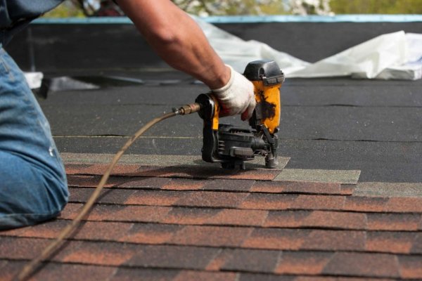 Perfect Choice Roofing Mississauga: Local Roofing Contractors Who Can Repair Your Roof the Same Day