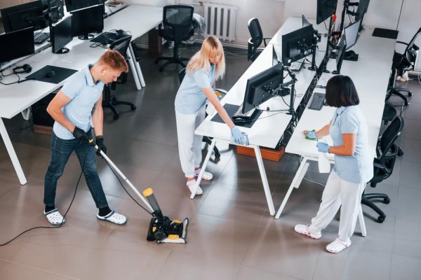 Jem Cleaning and Property Maintenance LLC: Commercial Cleaning Excellence