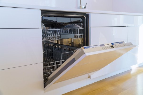 Dishwasher on the Fritz? Let Langley Appliance Repair Help!