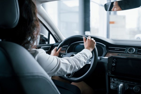 AH Driving Tuition Automatic Revolutionizes Driver Training with an Innovative Approach