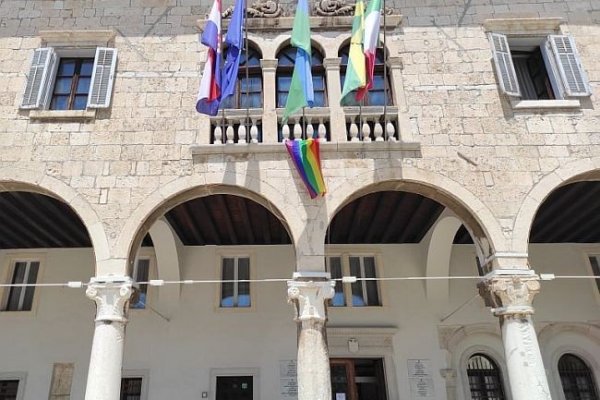 Antifašistima Pule i Istre  Dan antifašističke borbe,  uveličati će gay PRIDE, odnosno LGBTIQ -parada